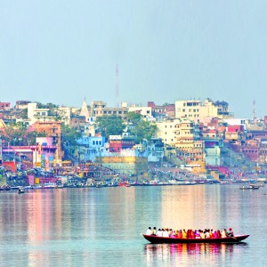Ganges scene - India © Cruiseco